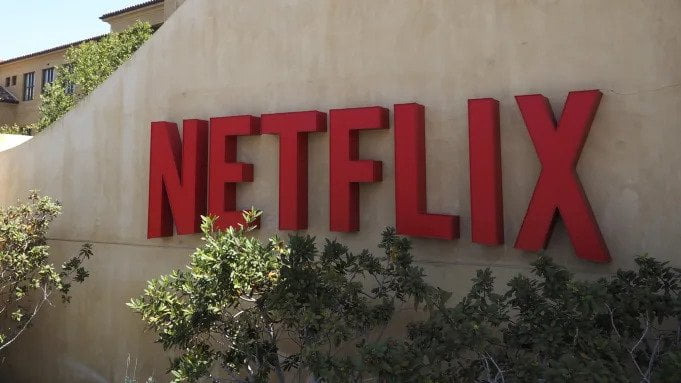 بررسی لوگو نتفلیکس (Netflix) و تاثیر بی‌نظیر آن در بازاریابی این شرکت